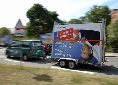 Die Thüringer CDU wird sich bemühen, die Wahlplakate ihres gesch... Die Thüringer CDU wird sich bemühen, die Wahlplakate ihres gesch...