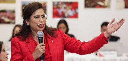 2024-11-09T152452Z_333708835_RC2A1BAFMDR3_RTRMADP_3_HONDURAS-POL