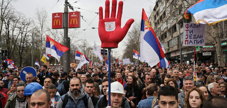 2025-03-15T143644Z_1737780162_RC2PDDAY54O0_RTRMADP_3_SERBIA-PROT