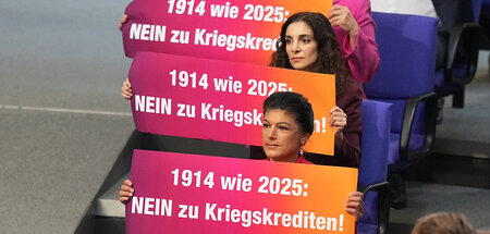 Protestaktion der BSW-Abgeordneten am Dienstag im Bundestag