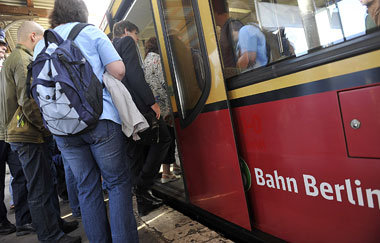 Szenen wie hier am Ostbahnhof konnte man am Dienstag an vielen B...