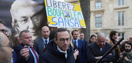 France_Algeria_85470713.jpg