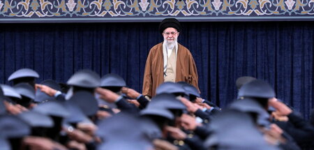 Mahnung überhört: Khamenei warnte vor der Vergeblichkeit aller V...