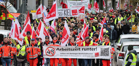 Überstunden machen sie schon genug: Warnstreik im öffentlichen D...