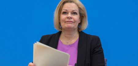 Meinungsfreiheit okay, Deinungsfreiheit nich so