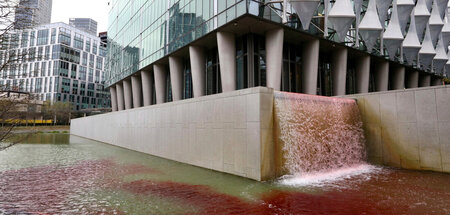 Britain_Greenpeace_U_85646039.jpg