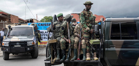 CONGO-SECURITY.JPG