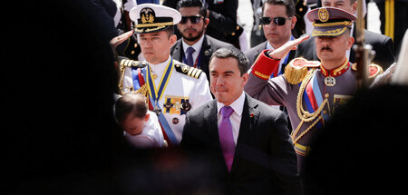 2025-05-24T172101Z_845280436_RC2GOEA6DIMK_RTRMADP_3_ECUADOR-POLI