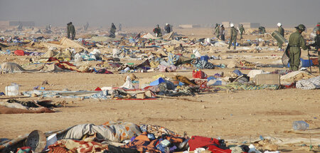 2010-11-10T120000Z_1468348377_GM1E6B90F4P01_RTRMADP_3_MOROCCO-SA