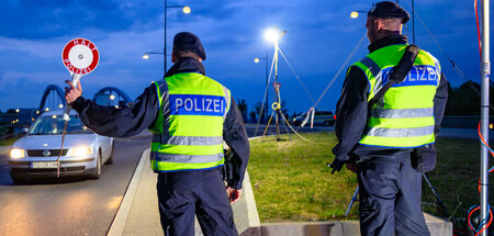 Grenzkontrollen_Pole_86227059.jpg