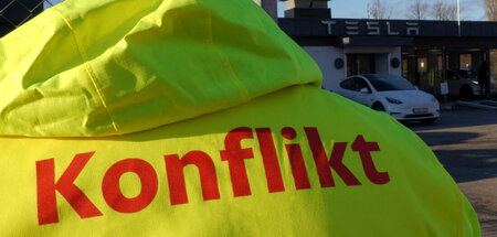 2023-12-14T170233Z_771987807_RC2XW4A7UB0X_RTRMADP_3_TESLA-SWEDEN