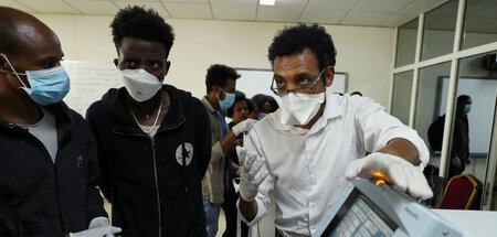 Ärzteschaft in Aktion: Hier noch nicht im Arbeitsausstand (Addis...