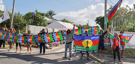 2024-05-23T000517Z_648977951_RC2ZV7AGLIZU_RTRMADP_3_NEWCALEDONIA