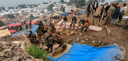 2025-07-10T142156Z_274824607_RC205FAC7H1V_RTRMADP_3_CONGO-SECURI