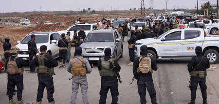 2025-07-20T095748Z_87514330_RC27QFAALA7T_RTRMADP_3_SYRIA-SECURIT