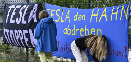 Protest_gegen_Tesla_86300533.jpg