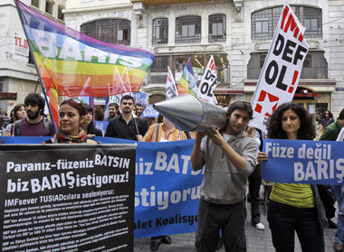 Proteste gegen die Politik von IWF und Weltbank am Sonnabend in ...