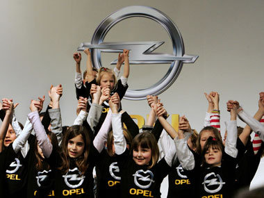 Kleine Freude: Zumindest ihr Urlaubsgeld bekommen die Opel-Mitar...