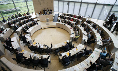 Regieren ohne Mehrheit: Die CDU in Schleswig-Holstein hofft auf ...