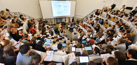 Das Studium wird wieder ein Privileg der herrschenden Klasse (Ha...
