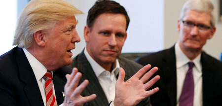 2016-12-14T000000Z_87408851_RC1A0054AA40_RTRMADP_3_USA-TRUMP-TEC