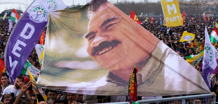 2025-03-23T204505Z_972075875_RC22JDA1PNPB_RTRMADP_3_TURKEY-KURDS