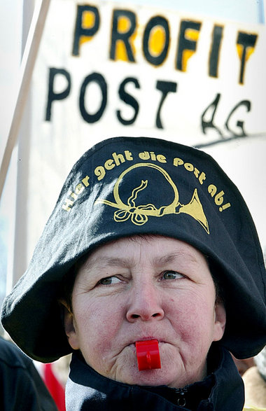 Protest gegen Kürzungen beim Weihnachts- und Urlaubsgeld, 2004
