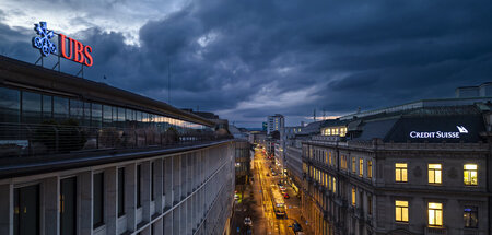 Credit_Suisse_und_UB_86708271.jpg