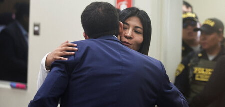 2025-03-04T163743Z_429665078_RC2F6DAQJ3PS_RTRMADP_3_PERU-POLITIC