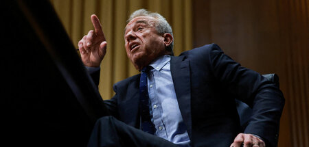 2025-09-04T165020Z_2017550077_RC24LGAIKWU7_RTRMADP_3_USA-HEALTH-