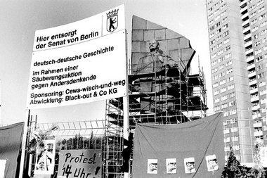 Angestrengte Schaffung des geschichtslosen Raumes in Ostberlin 1...