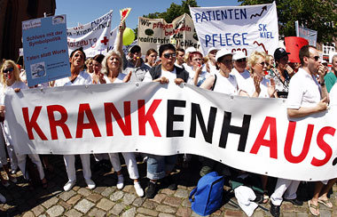 Bisher wenig gebracht: Demonstration von Krankenhausbeschäftigte...