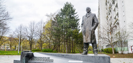 Was macht eigentlich Lenin? Steht in Schwerin