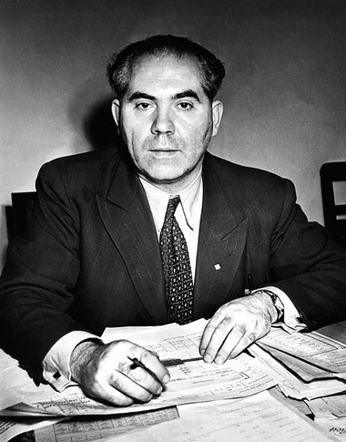Im Kalten Krieg vorneweg, dann abgeschoben: Franz Neumann 1950 Im Kalten Krieg vorneweg, dann abgeschoben: Franz Neumann 1950