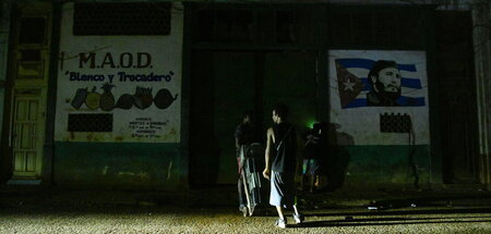 2025-09-11T032101Z_1749981101_RC2DPGAUQQRV_RTRMADP_3_CUBA-BLACKO