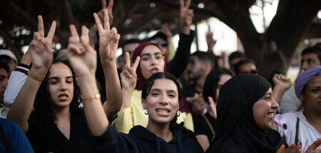Die landesweiten Proteste haben die Herrschenden in Marokko über...