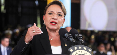 2025-10-10T203426Z_2061468055_RC2Z8HA1Y5O0_RTRMADP_3_HONDURAS-AN