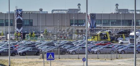 Konsumenten nicht in Kauflaune – Folge: Die produzierten Vehikel... Konsumenten nicht in Kauflaune – Folge: Die produzierten Vehikel...