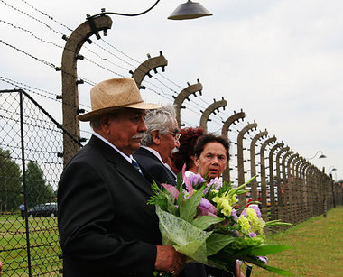 Gedenken in Auschwitz