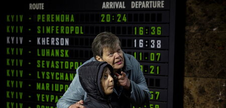 Anzeigetafel im Bahnhof von Kiew (24.3.2025)