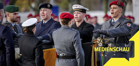 70__Jahrestag_der_Bu_87855172 Kopie.jpg