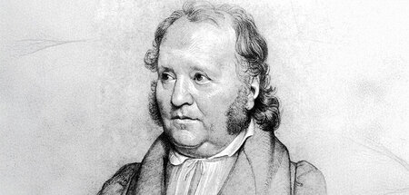 Im »Titan« treffen sich Adelige und Bürger in einer leblosen, li...