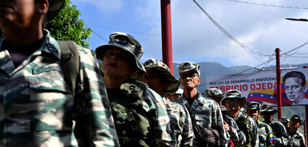Der Feind wird nicht durchkommen: Training der Bolivarischen Mil...