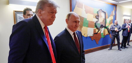 2025-08-16T011741Z_625943451_RC208GALL5FZ_RTRMADP_3_UKRAINE-CRIS