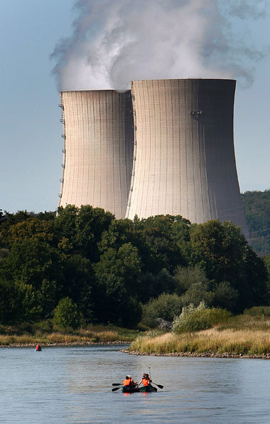 Noch kein Frachter in Sicht: AKW Grohnde in Niedersachsen ist Zi...