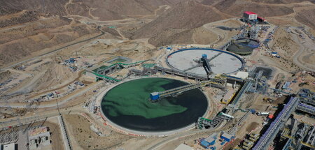 2024-04-26T181018Z_822290032_RC2LTV9OQHC0_RTRMADP_3_ANGLO-AMERIC