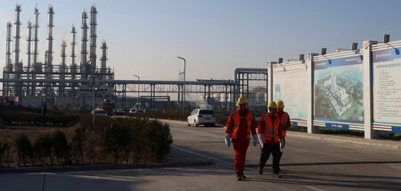 2023-11-21T000000Z_1956634035_RC2LH4AFI5OK_RTRMADP_3_CLIMATE-UN-