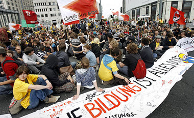 Neuauflage geplant – Protestaktion auf dem Potsdamer Platz in Be...