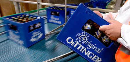 Oettinger schrieb im vergangenen Jahr trotz Absatzrückgangs schw...