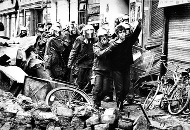 14. November 1990: Die Mainzer Straße wird geräumt